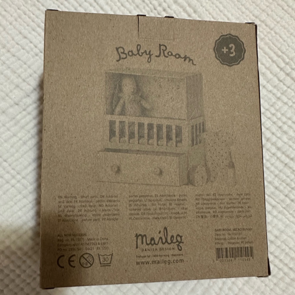 Retired Maileg rabbit baby room with Accessories - Picture 2 of 2